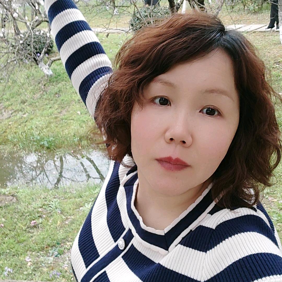 浙江上虞人在上海做点心(橱窗🈶材料)