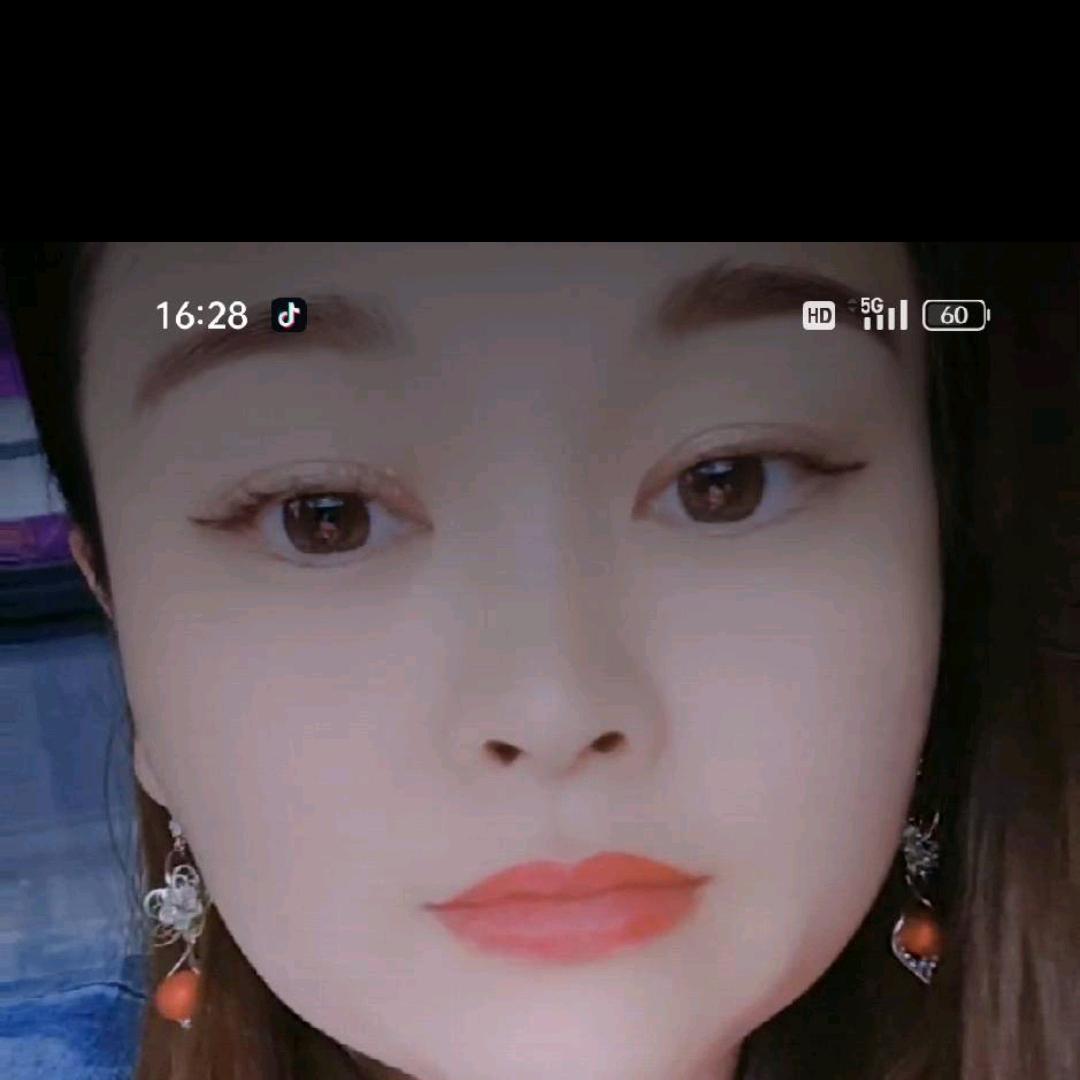 白玫瑰🌹