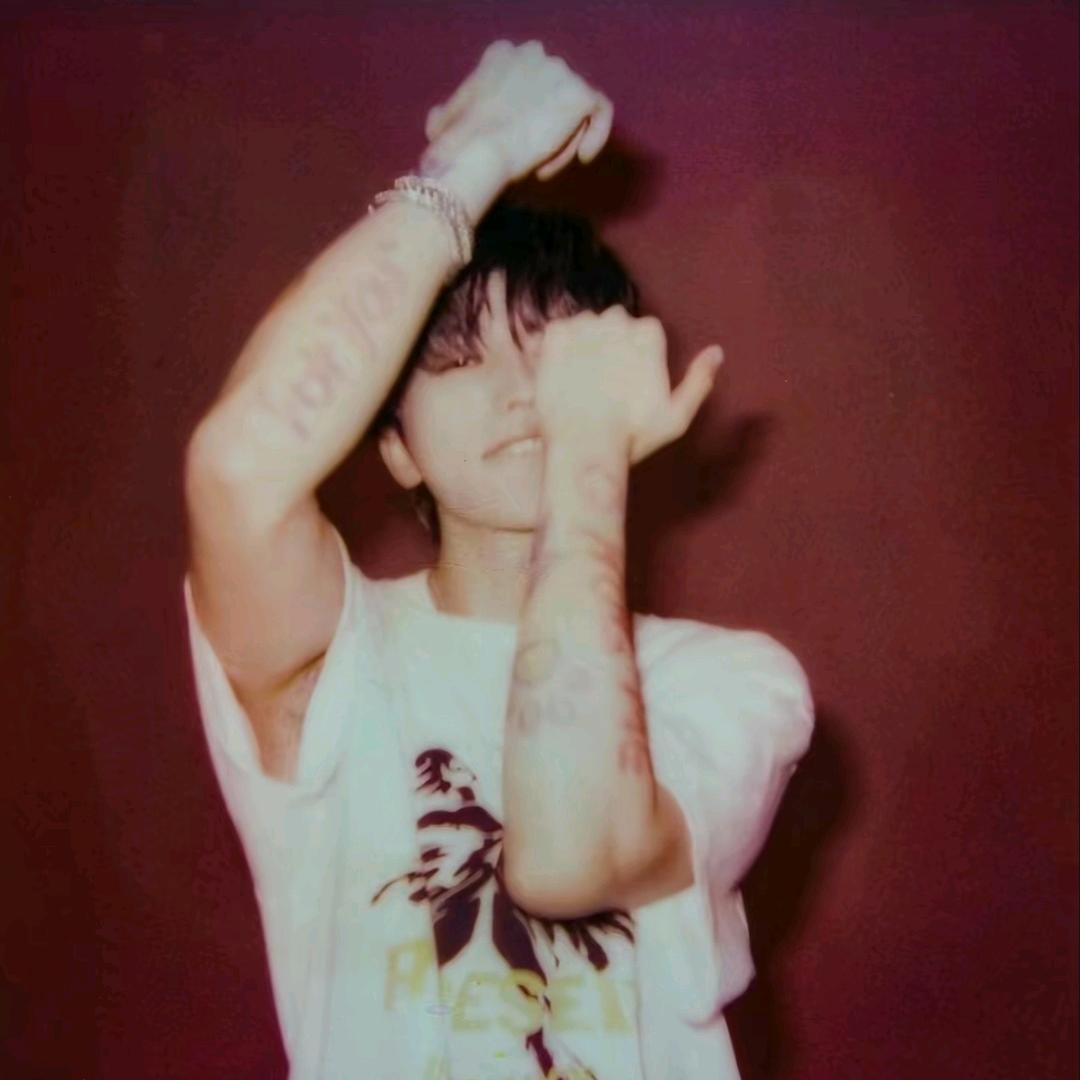 心碎小狗不落泪