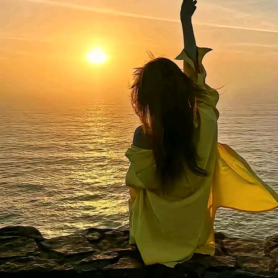 清醒(˵¯͒〰¯͒˵)