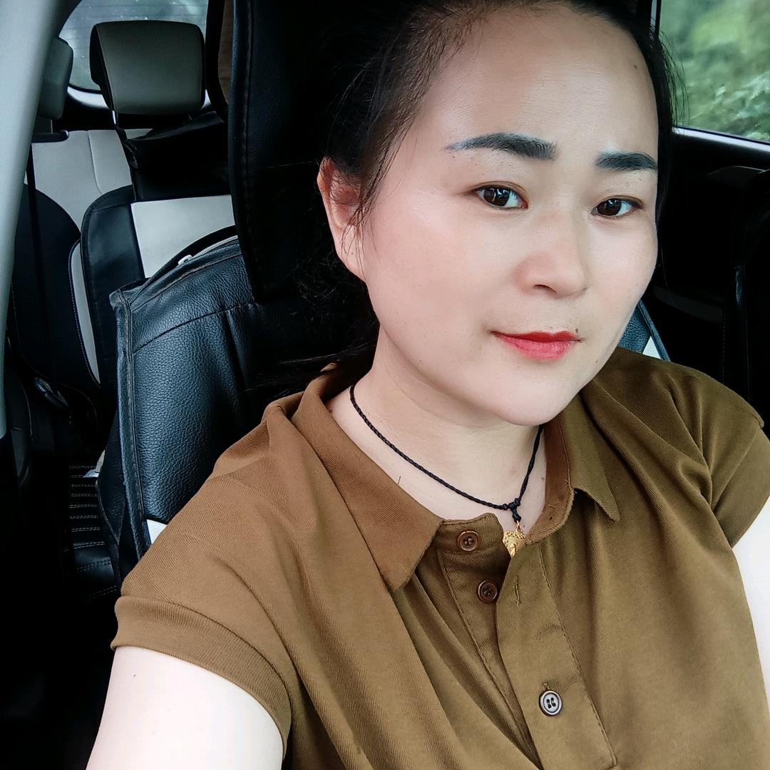 大融融  聊养兔