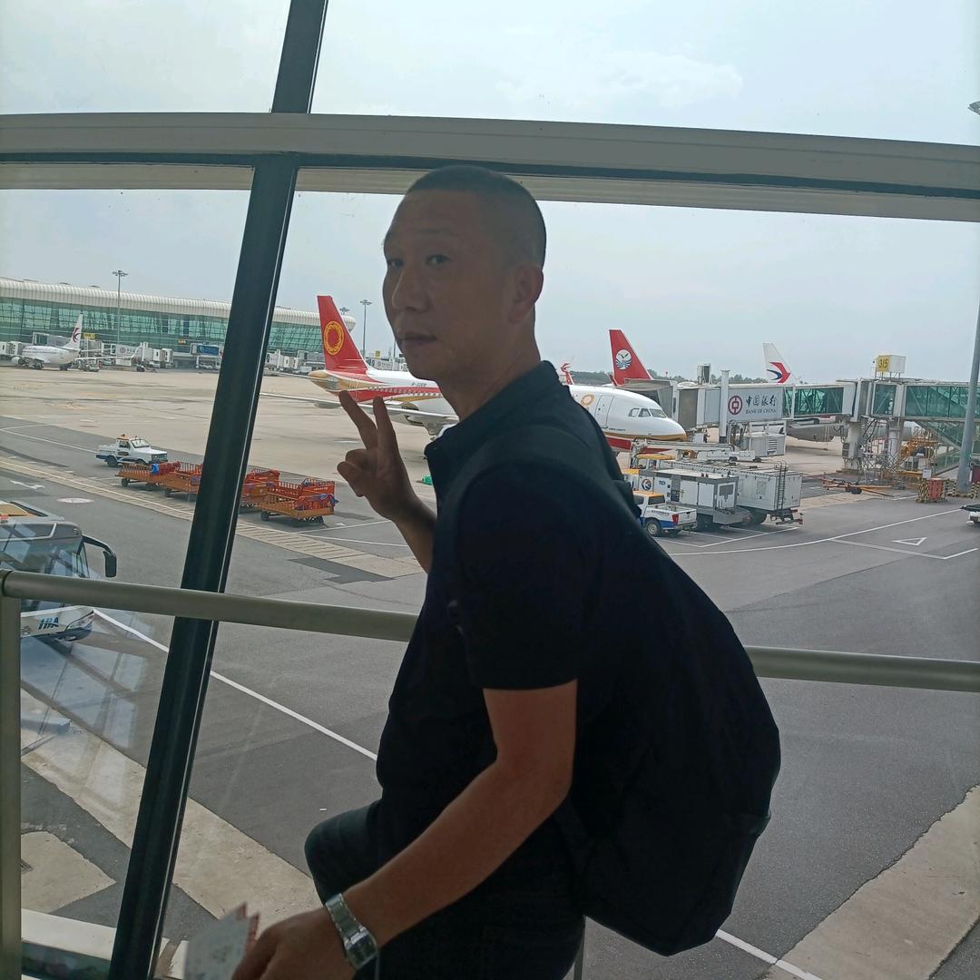 强哥商务接送机