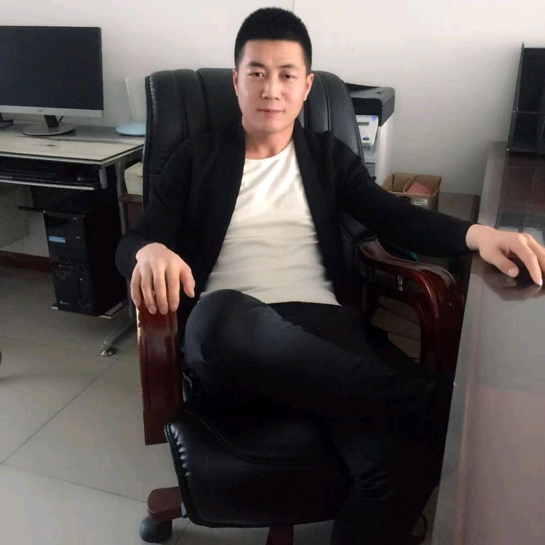 張小三