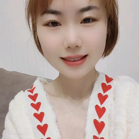 妮妮🌹⁸¹⁷