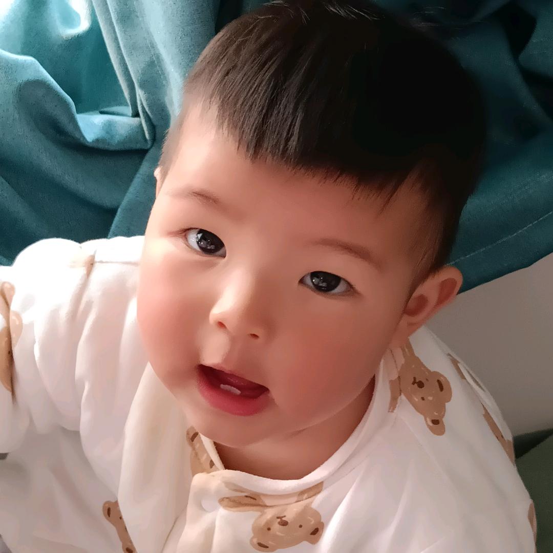 赫凡呀🍎🌻☀️