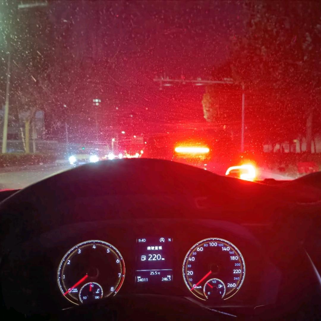 吃喝玩乐  段视频    拍摄
