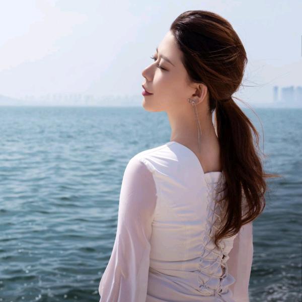于晓佳