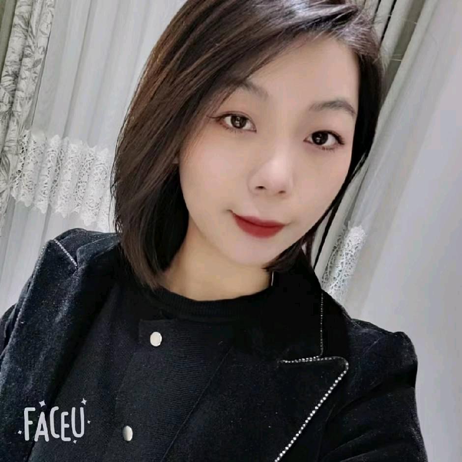 简奢布艺（新华凌窗帘墙布）