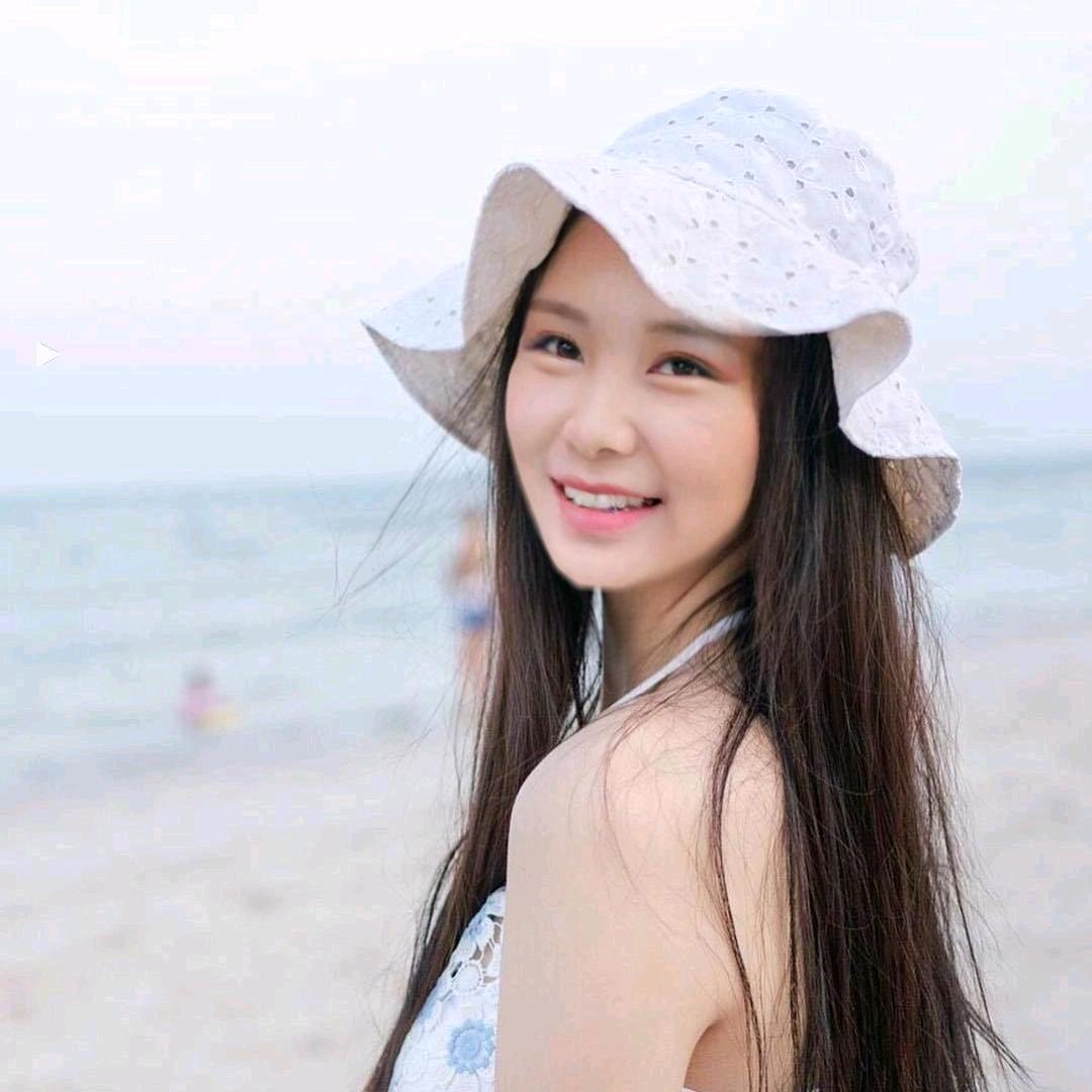 M 。 τ