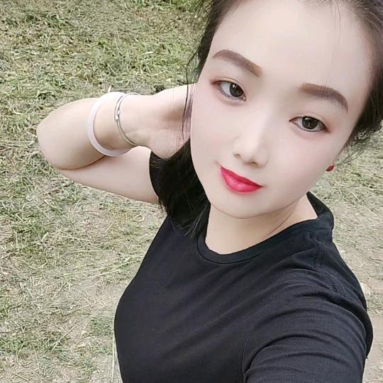 半杯苦咖啡