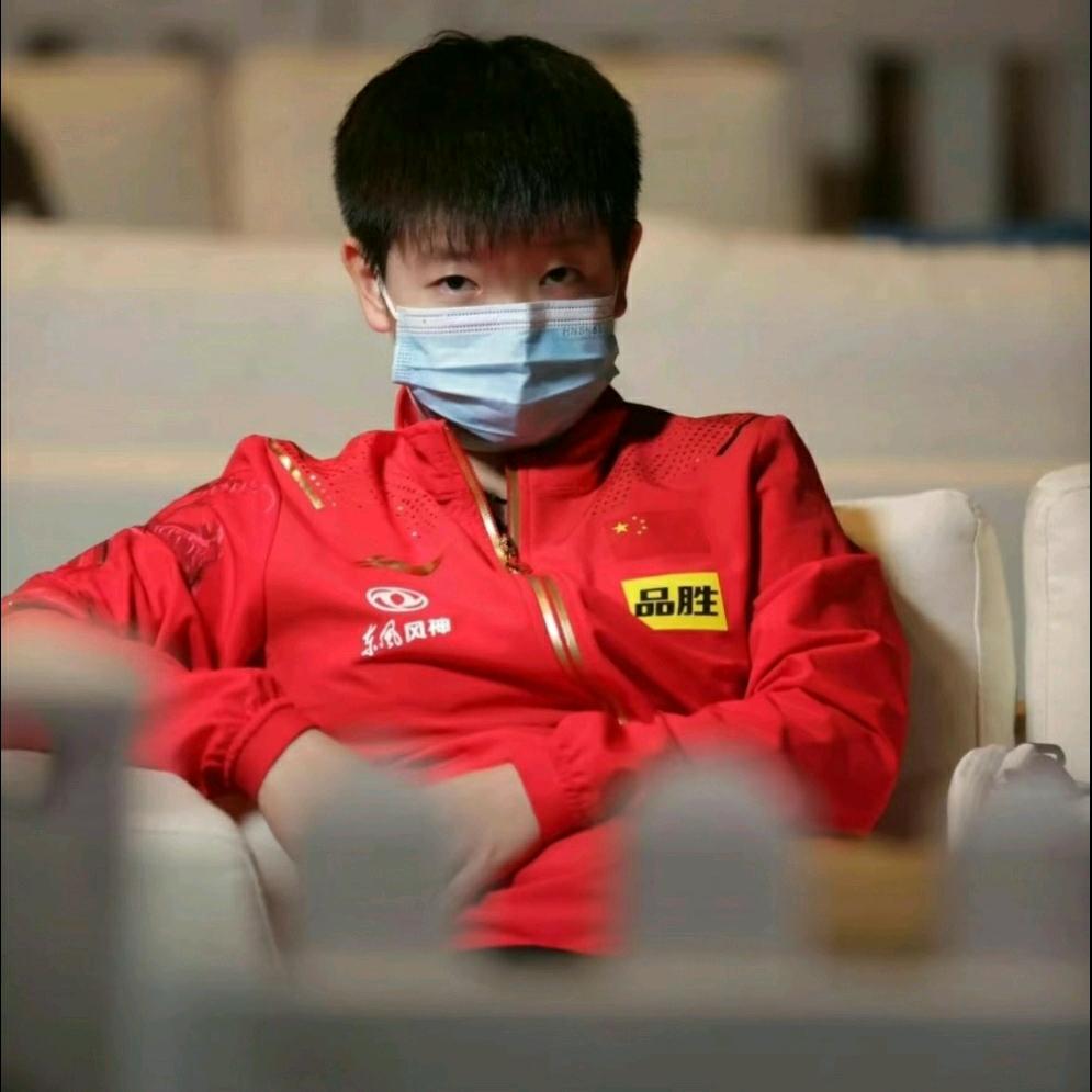 小A