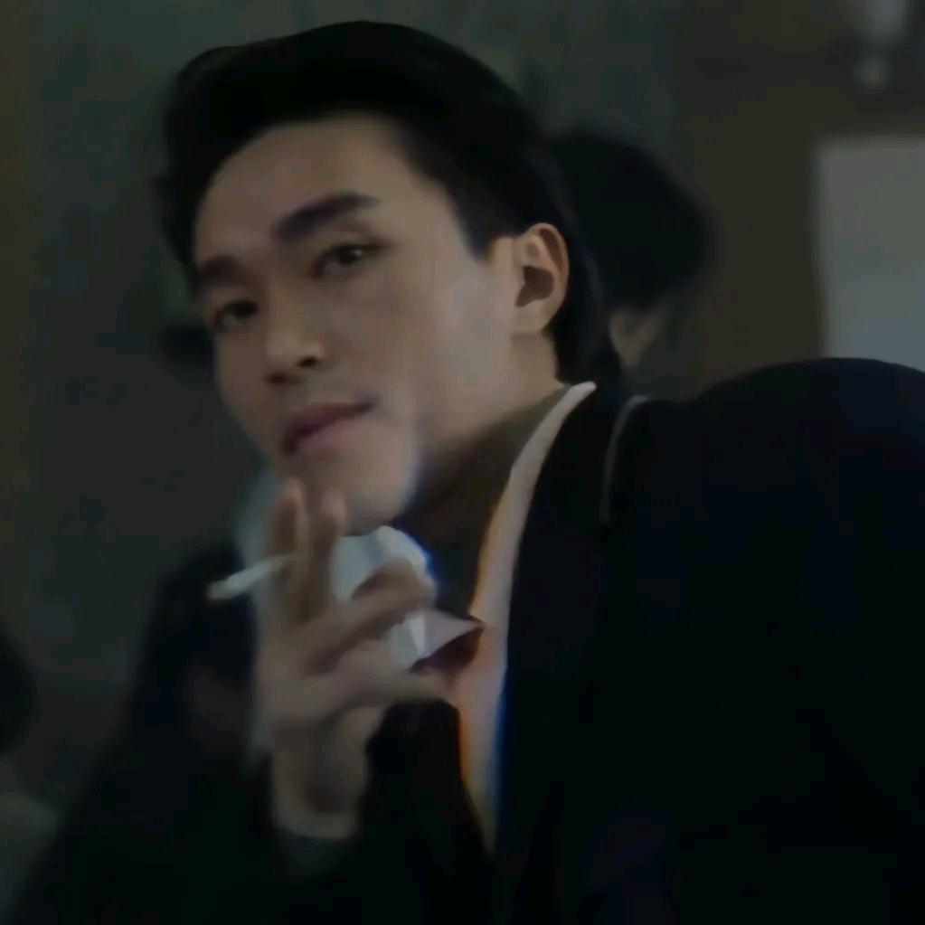 柒柒游头号黑奴钱多多