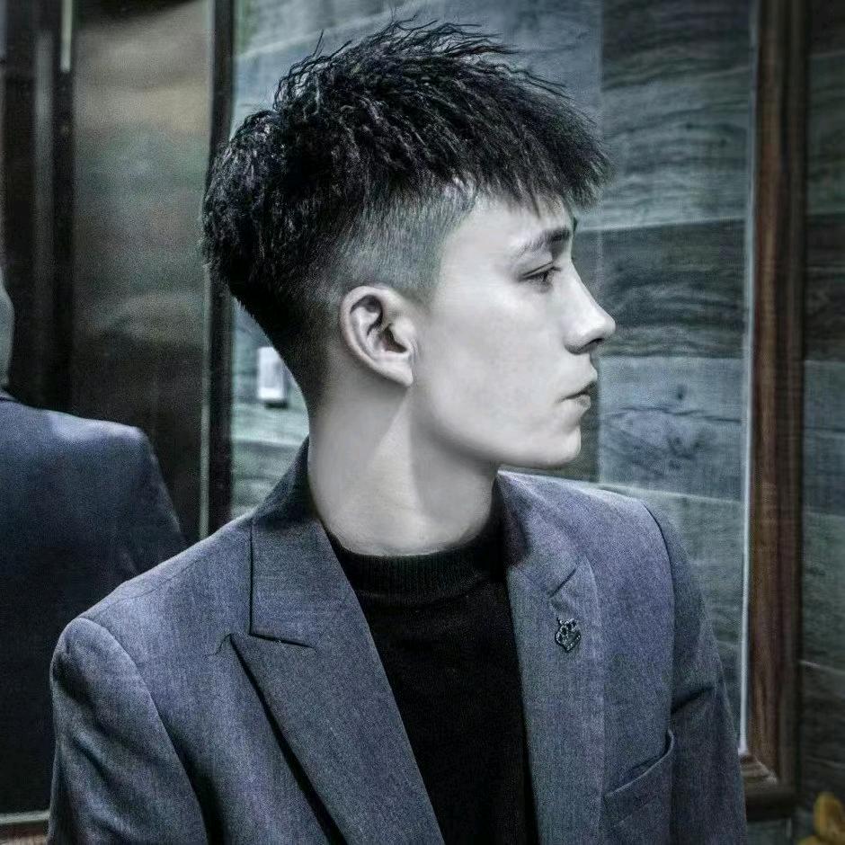 莎车皇冠酒吧(艾经理)