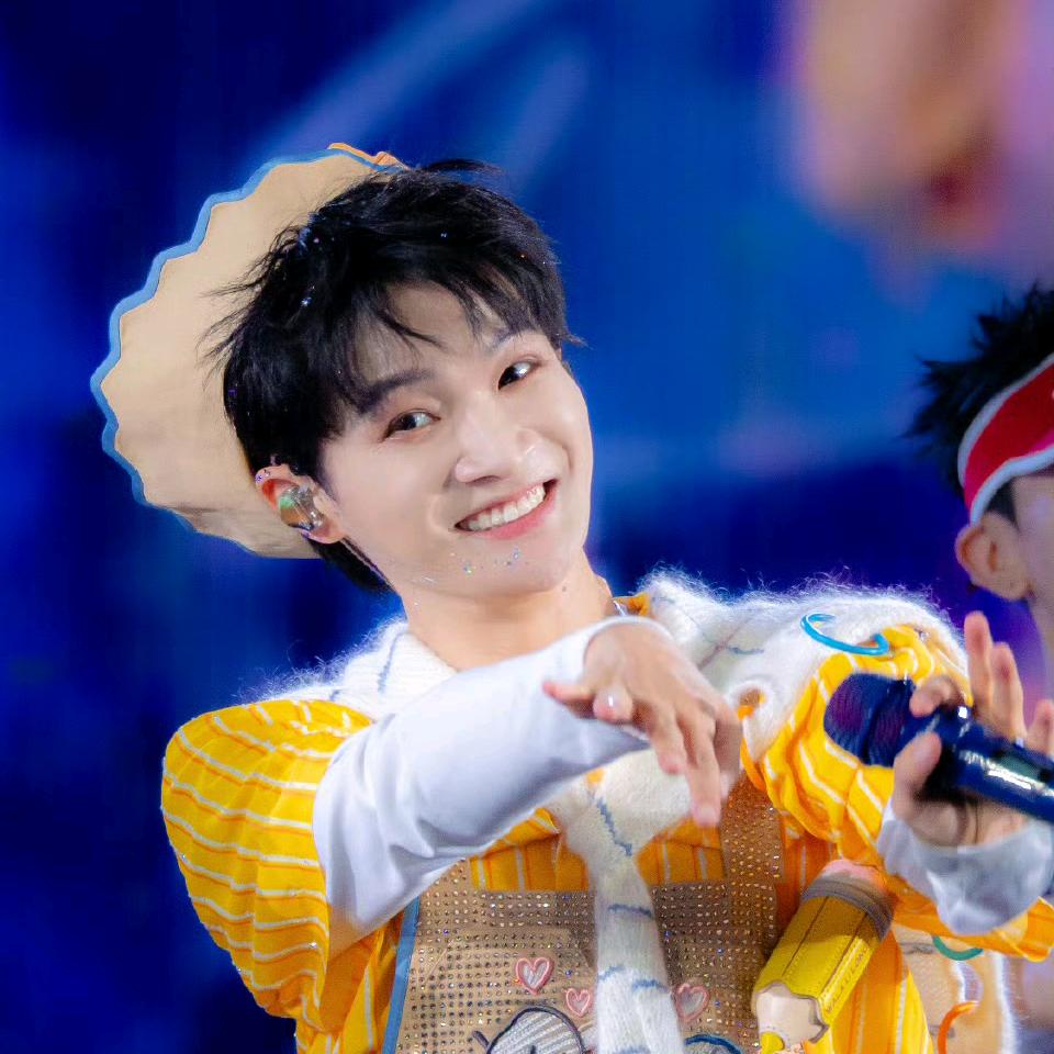 Ustinian✨♥️深💙