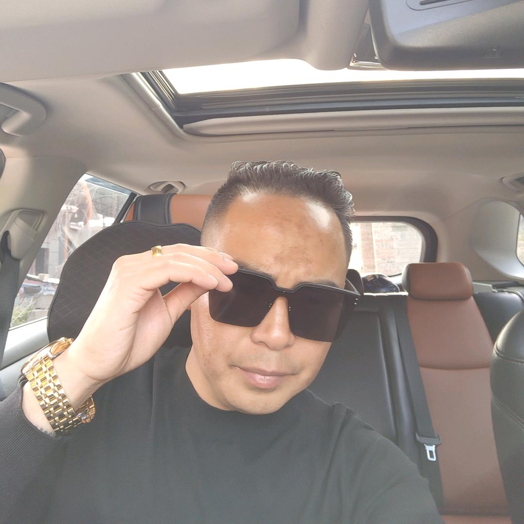 @仔. 俊 ความลั
