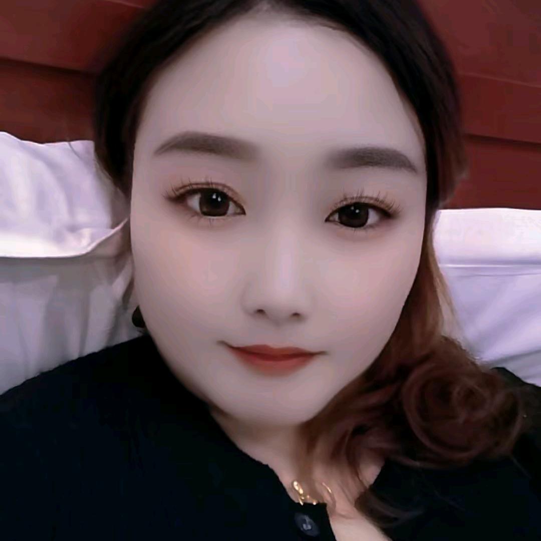 石锅土鲫鱼，罐罐米线