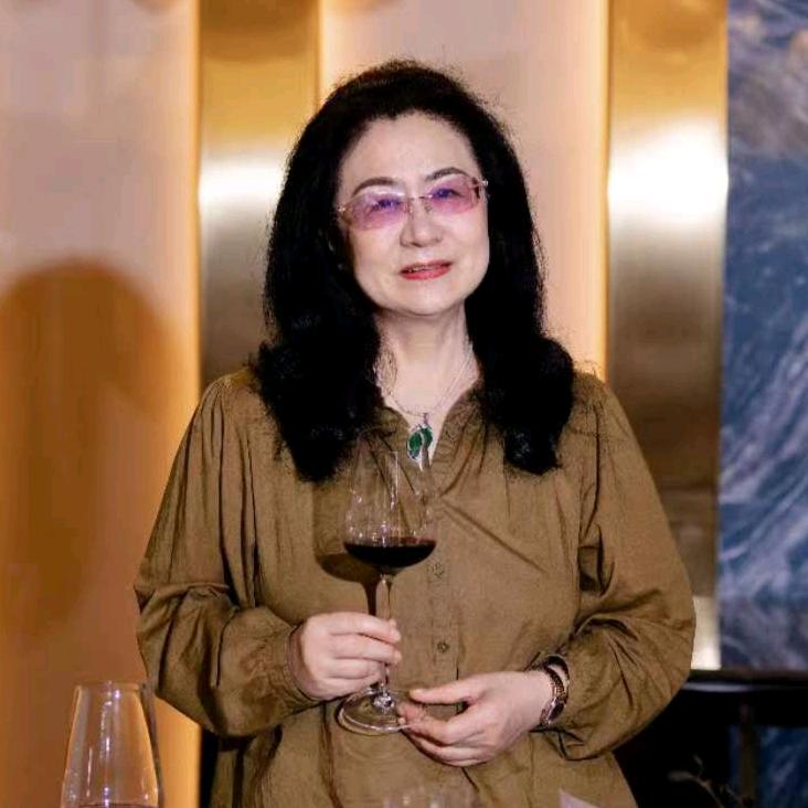 红眼镜丹姐—冯晓丹