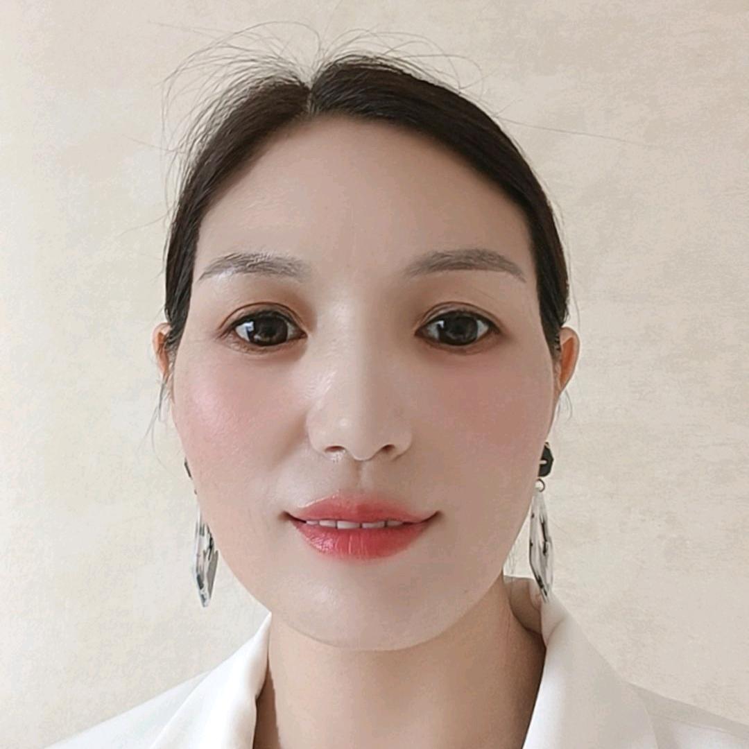八月姐@