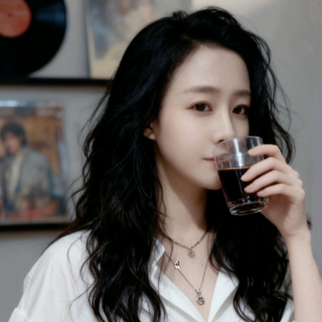 ꧁꫞꯭月儿🥀꫞꧂