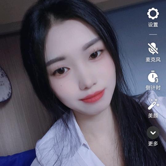 😘小可爱🥰
