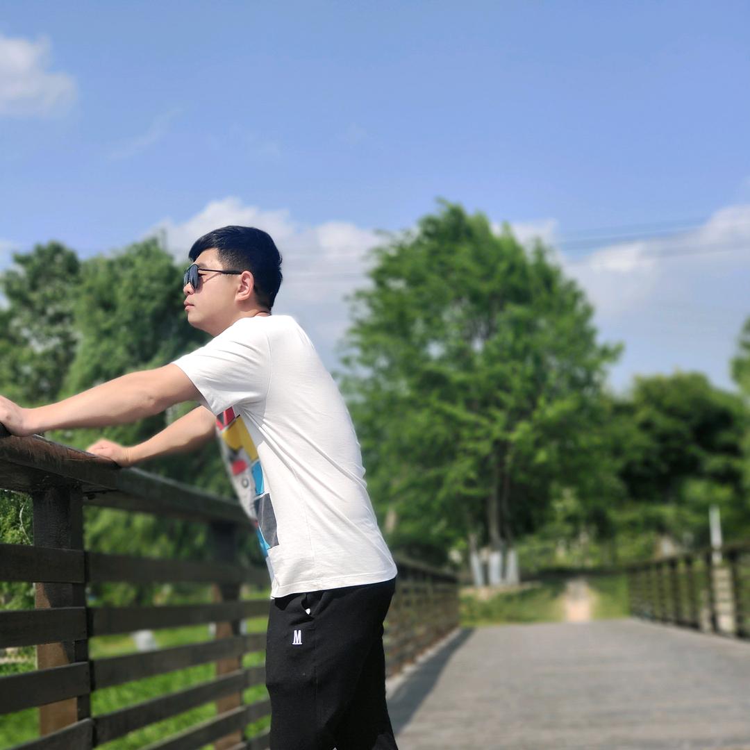 韩小舒
