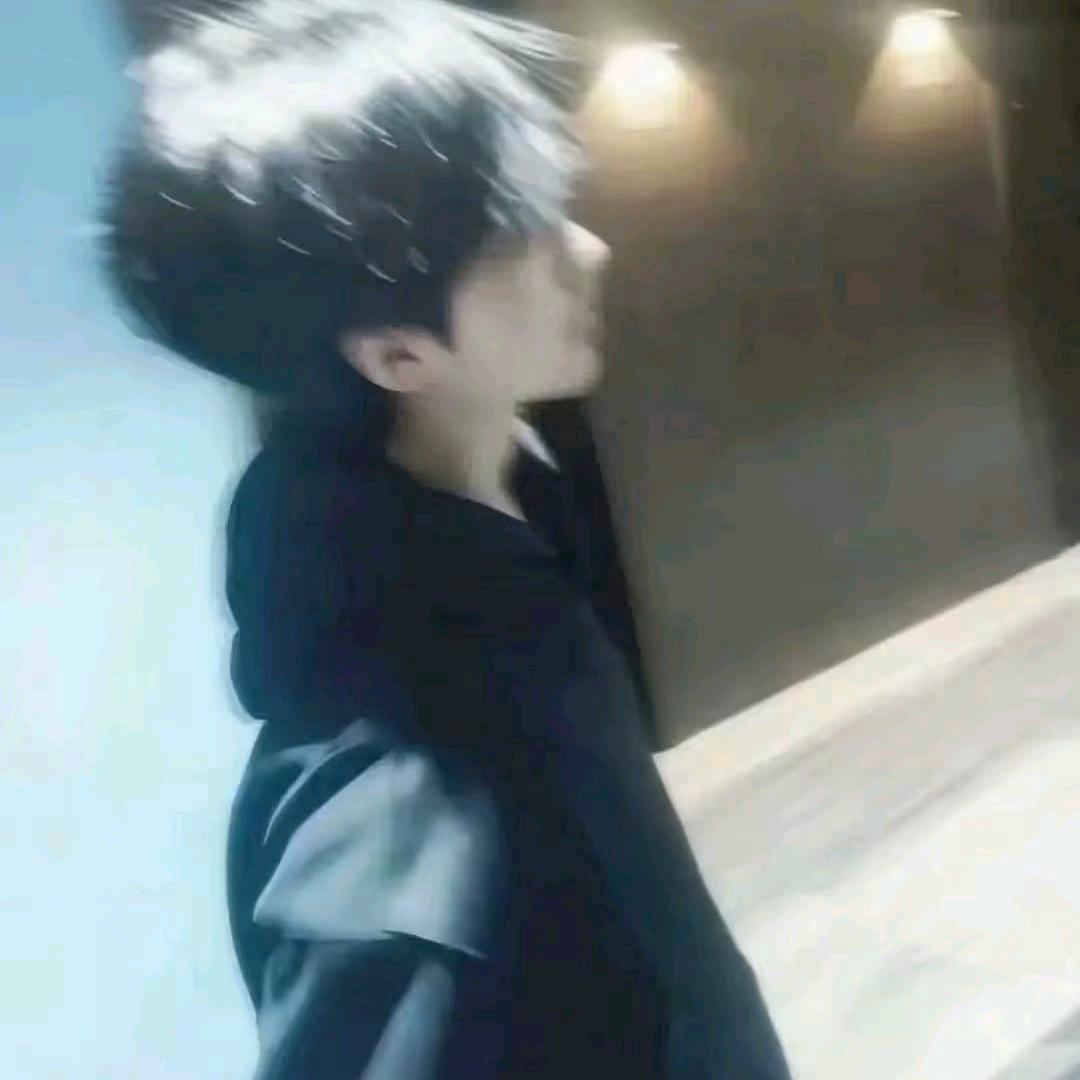 李儒