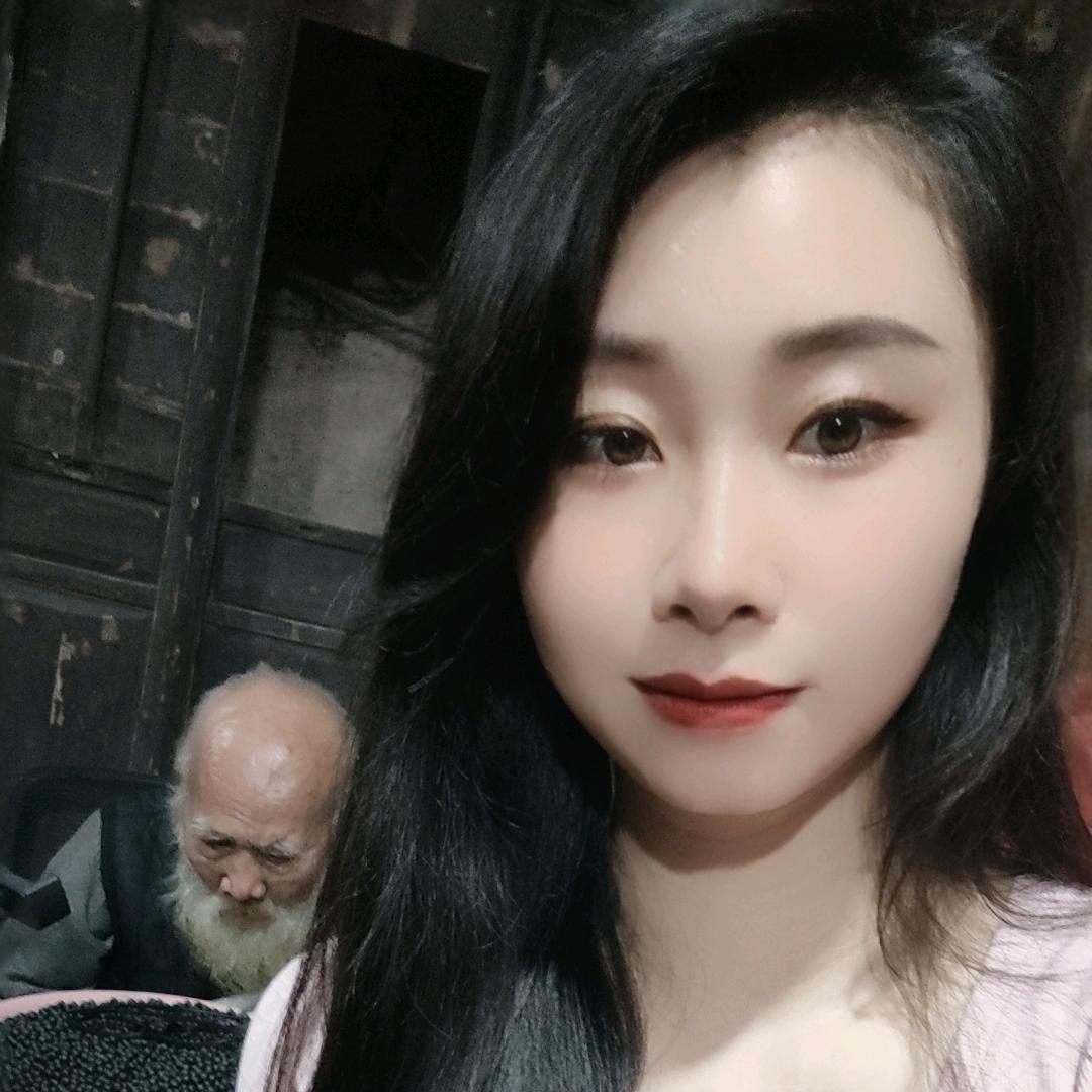 大象鼻子长又长