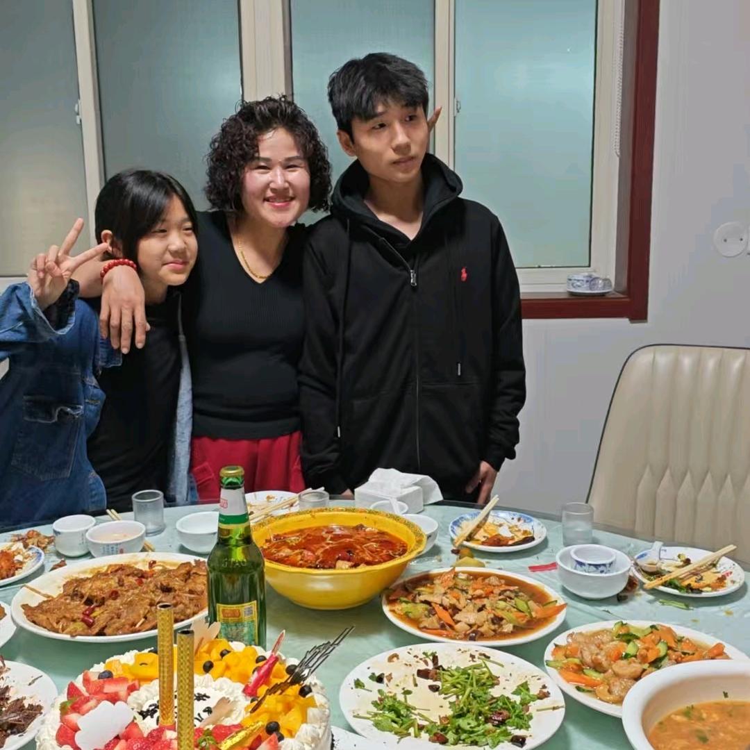 🌹😜知足常乐😜🌹