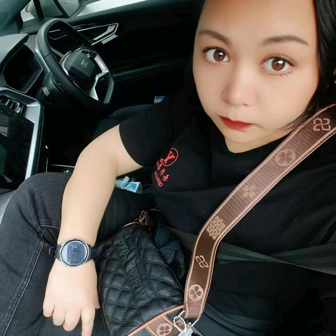 小梦(不是单身请勿扰，谢谢！)