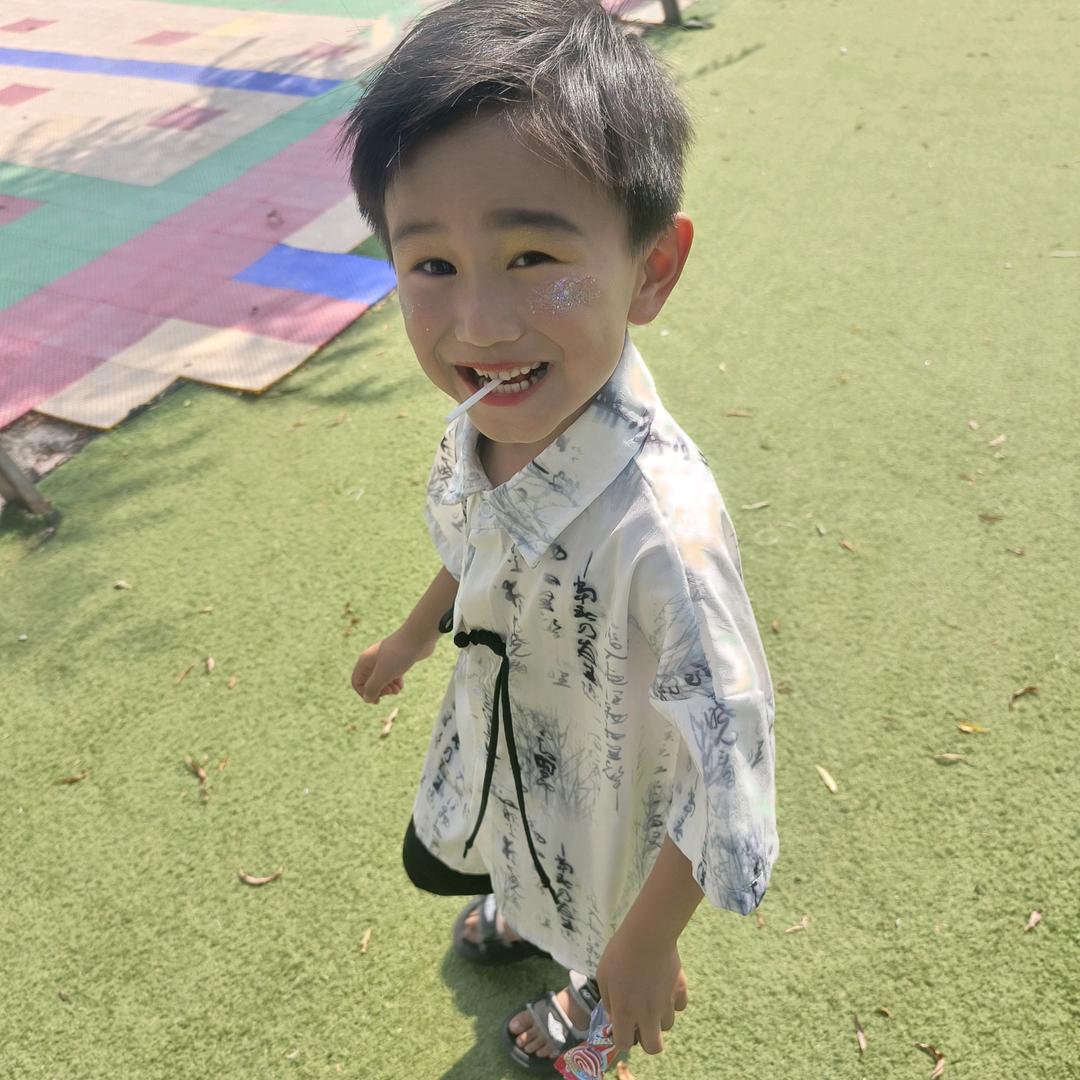 我种娃娃菜养你啊（阿彬）