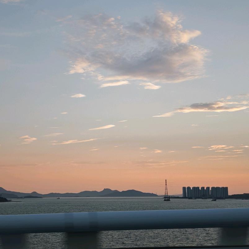热爱生活的小夏