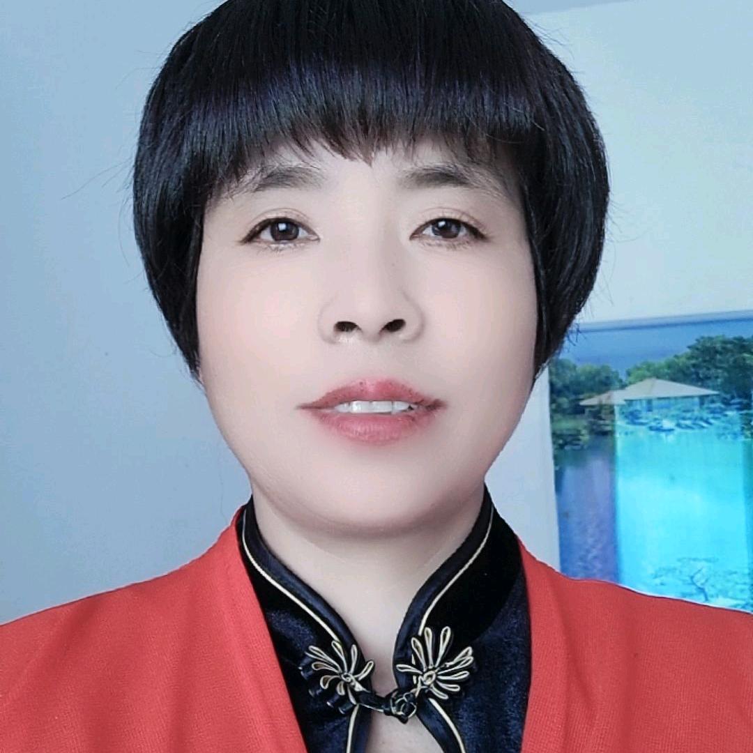 三个孙女的奶奶