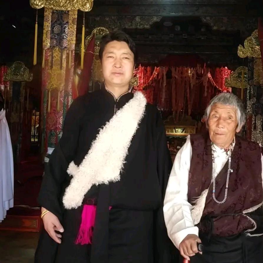 嘎杨