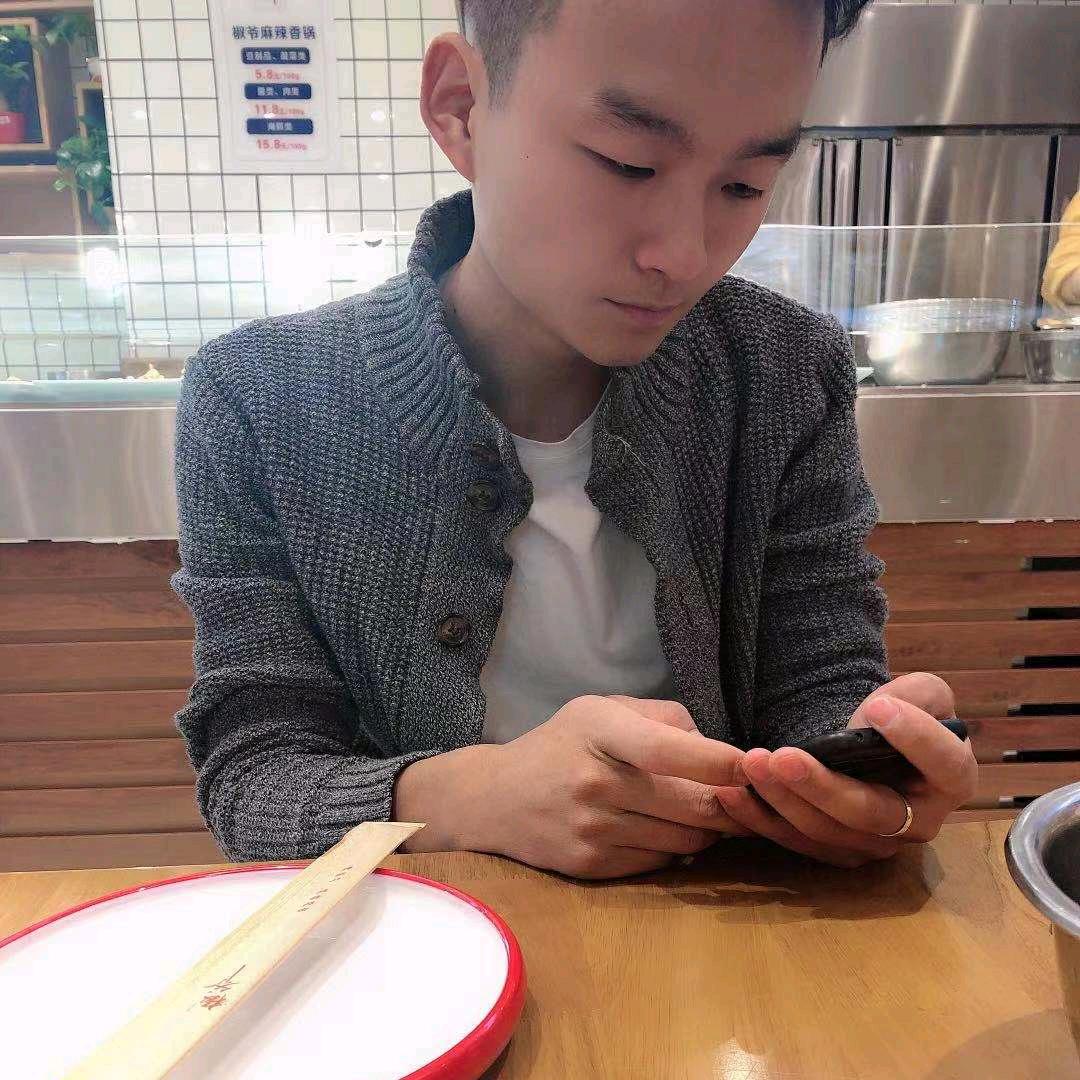 石  头
