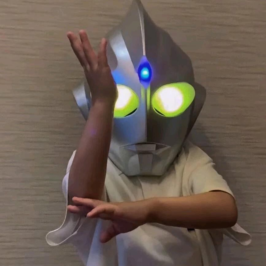 神秘人( ✘_✘ )↯