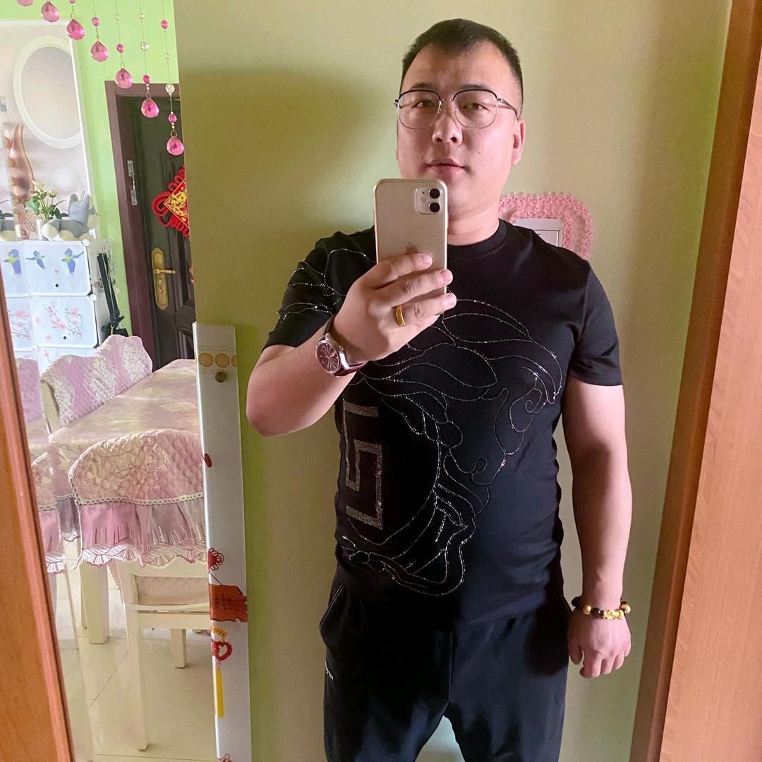 名庭精品二手车《福小》