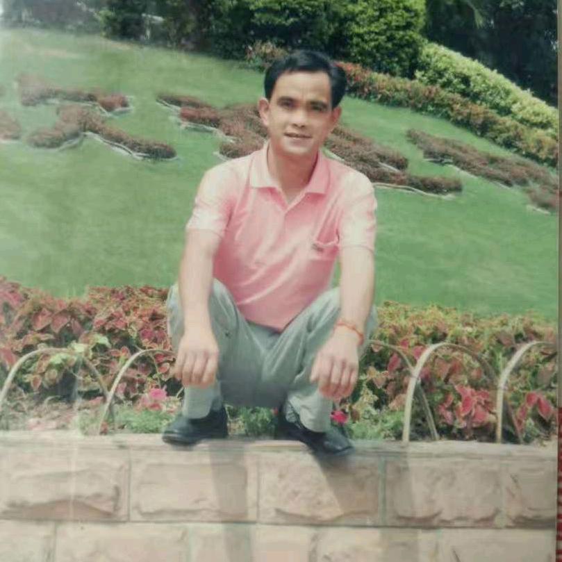 黔西机制木炭批发中心