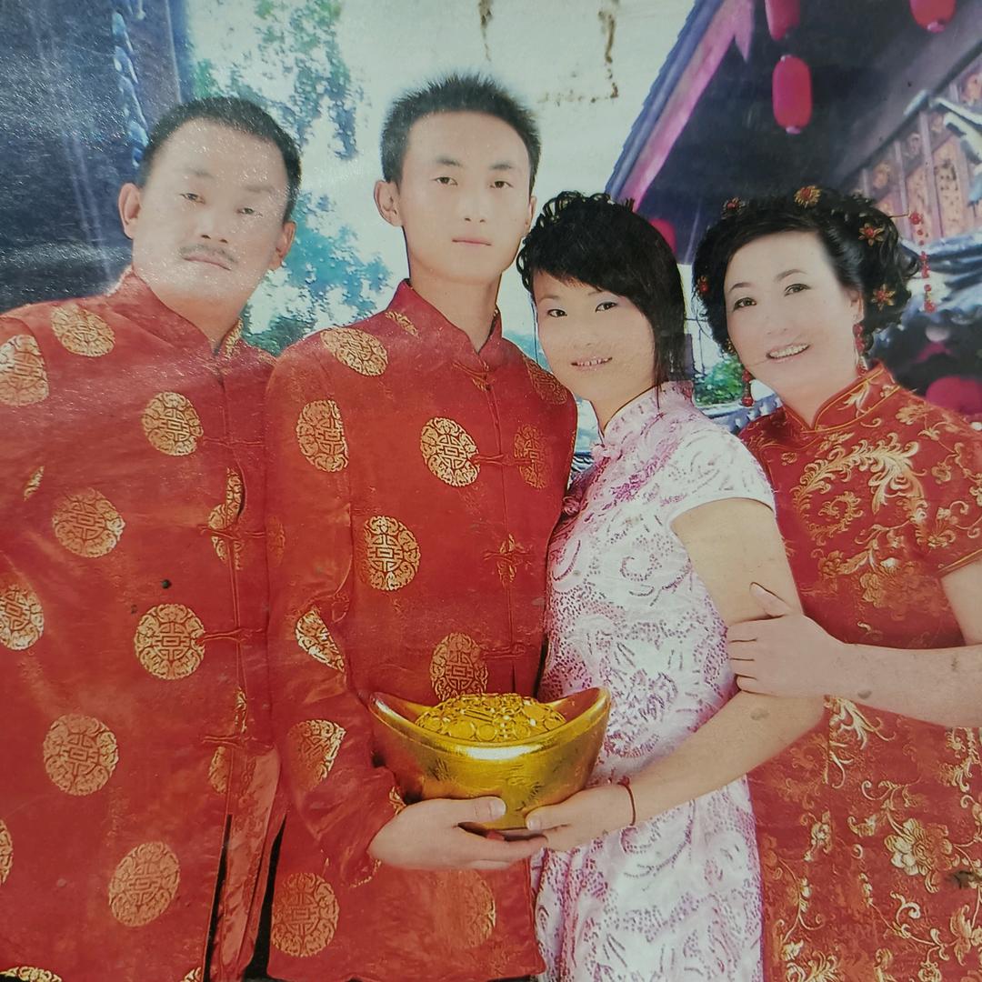 草原骏马