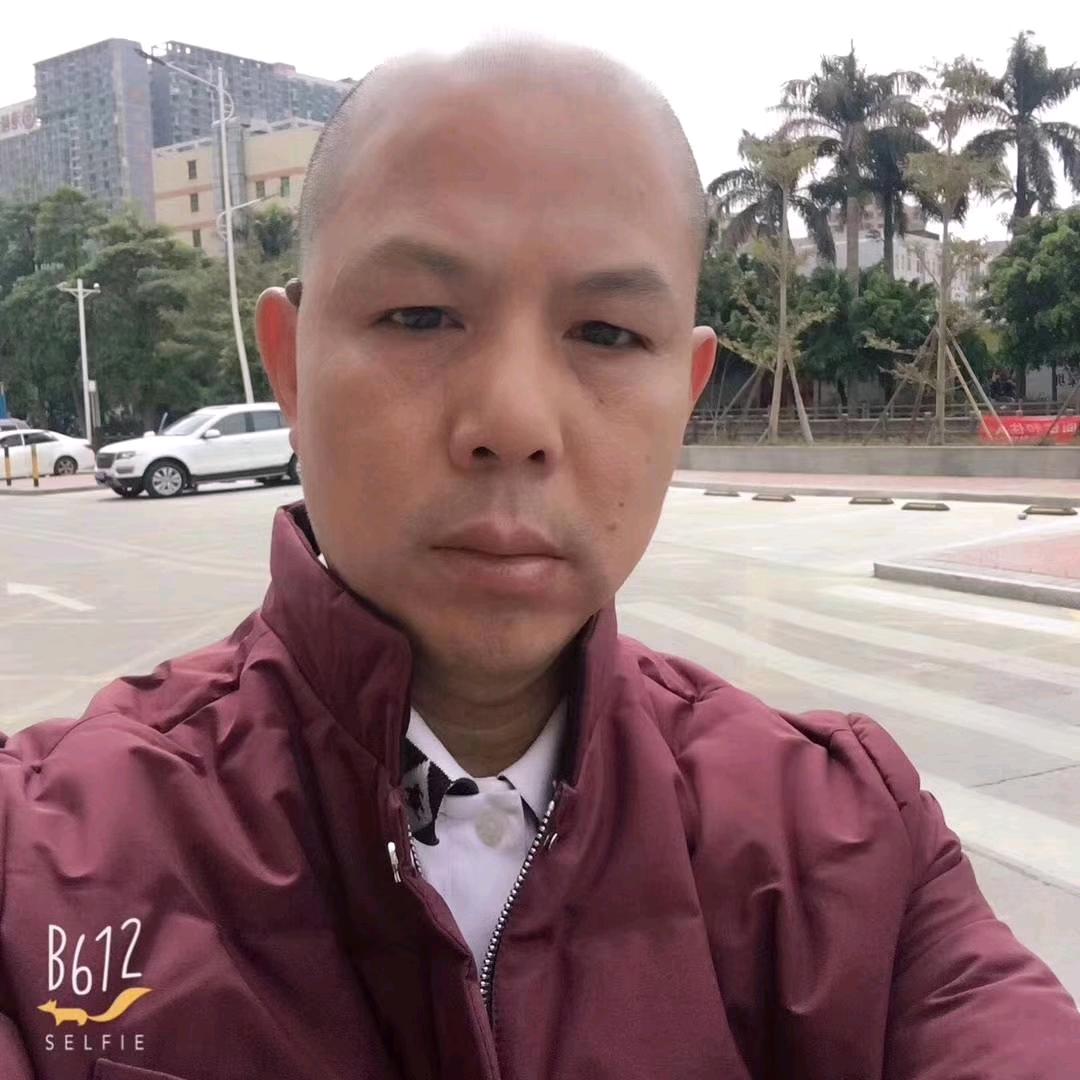 鸿熙，在农村长大