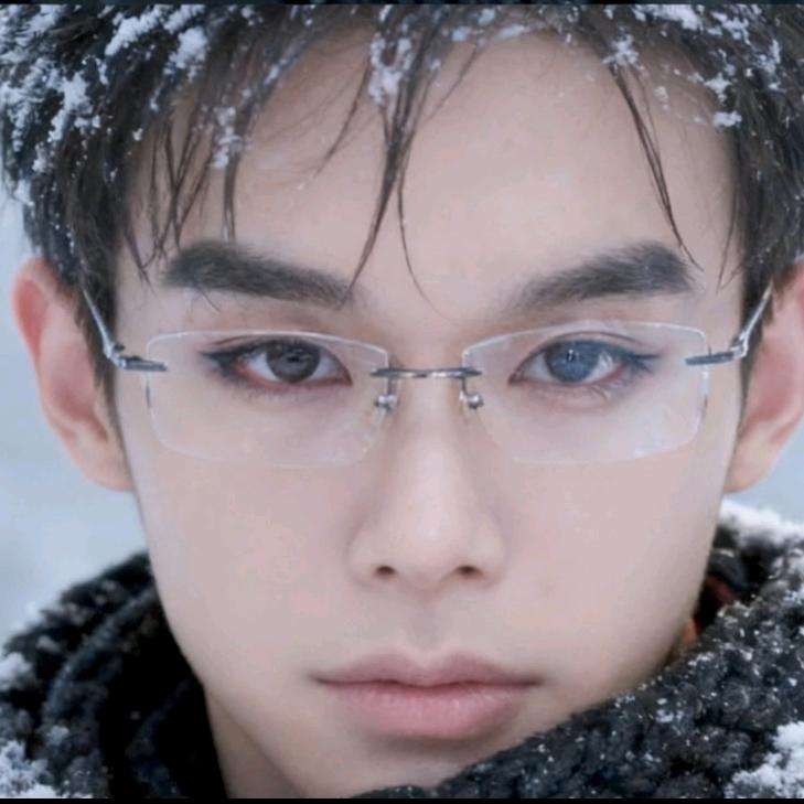 -勿 欺 少 年 穷。