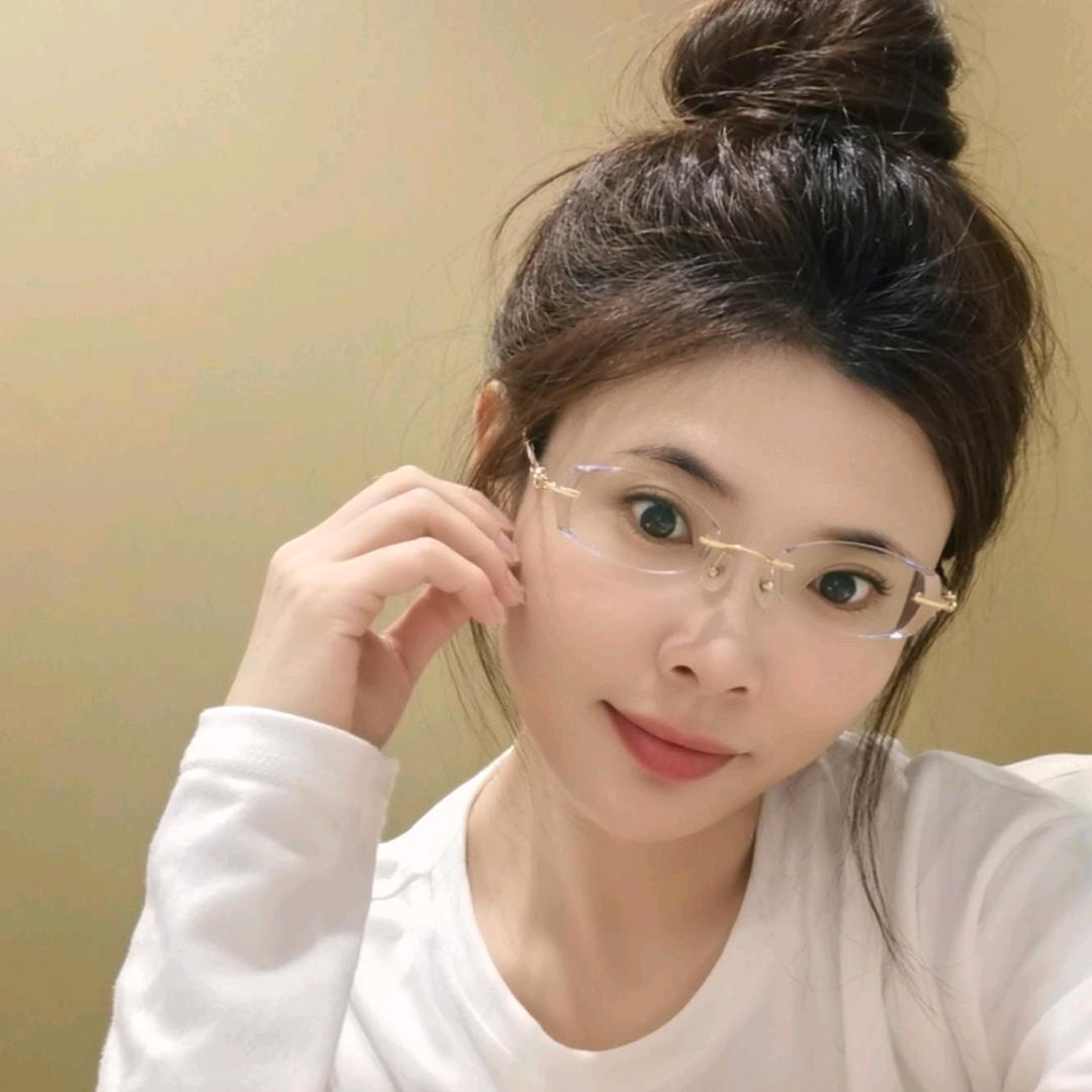 软糖兔🐰