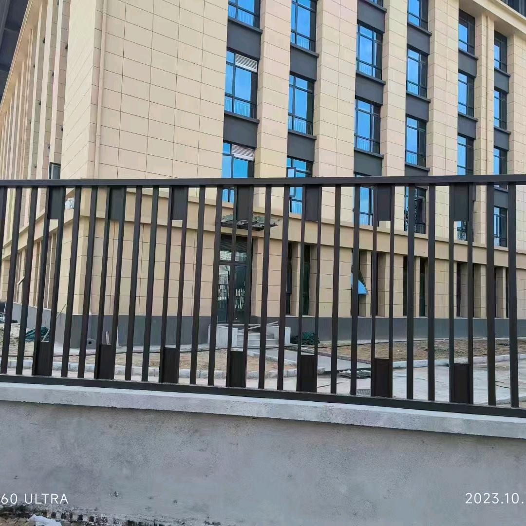 围墙围栏市政道路护栏厂家A河北福旺郭炎炎