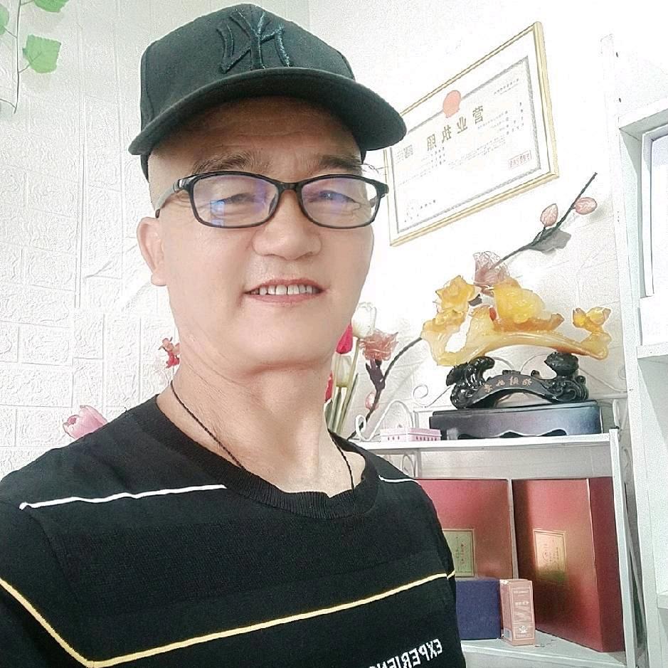 冯铧哥