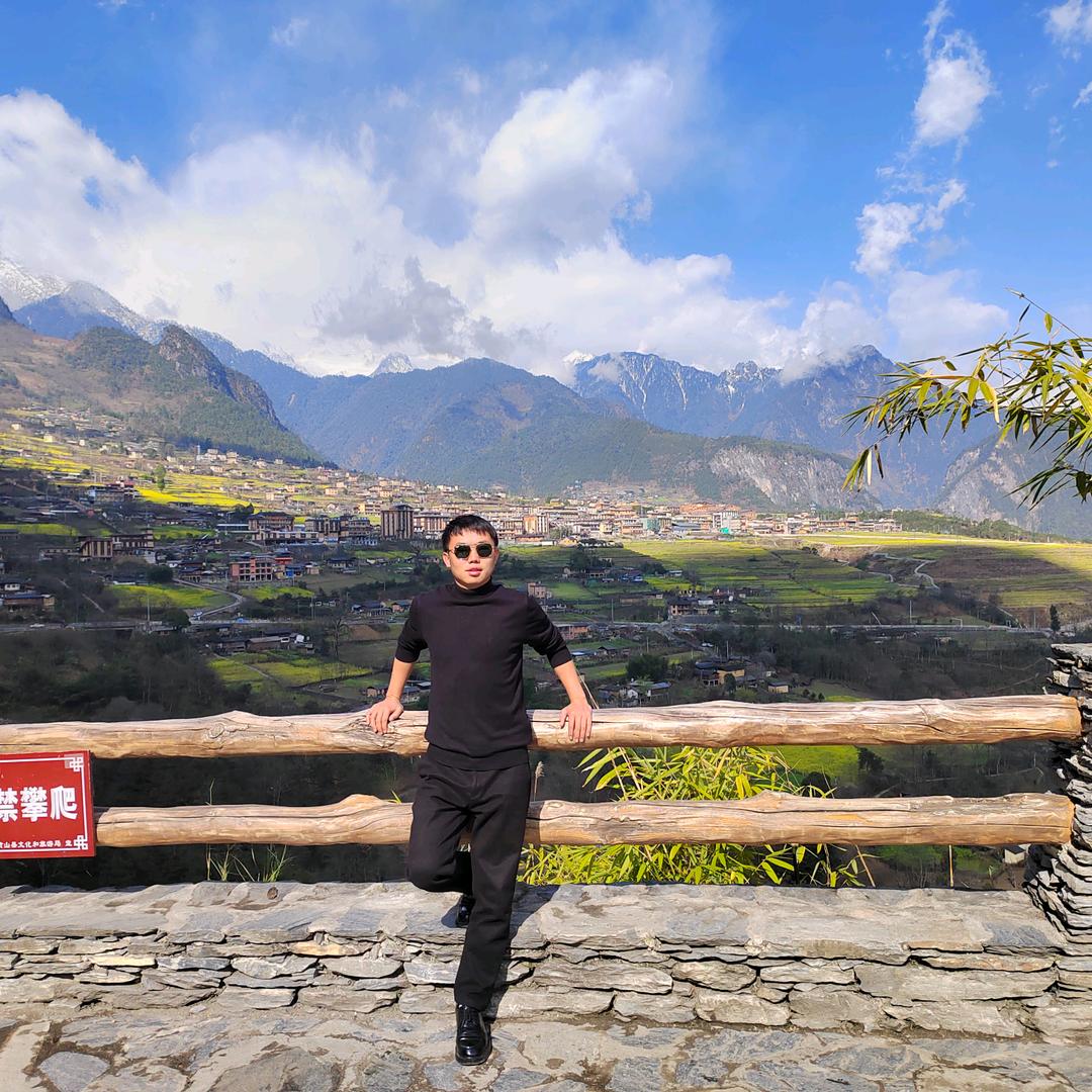 回头看原来是梦