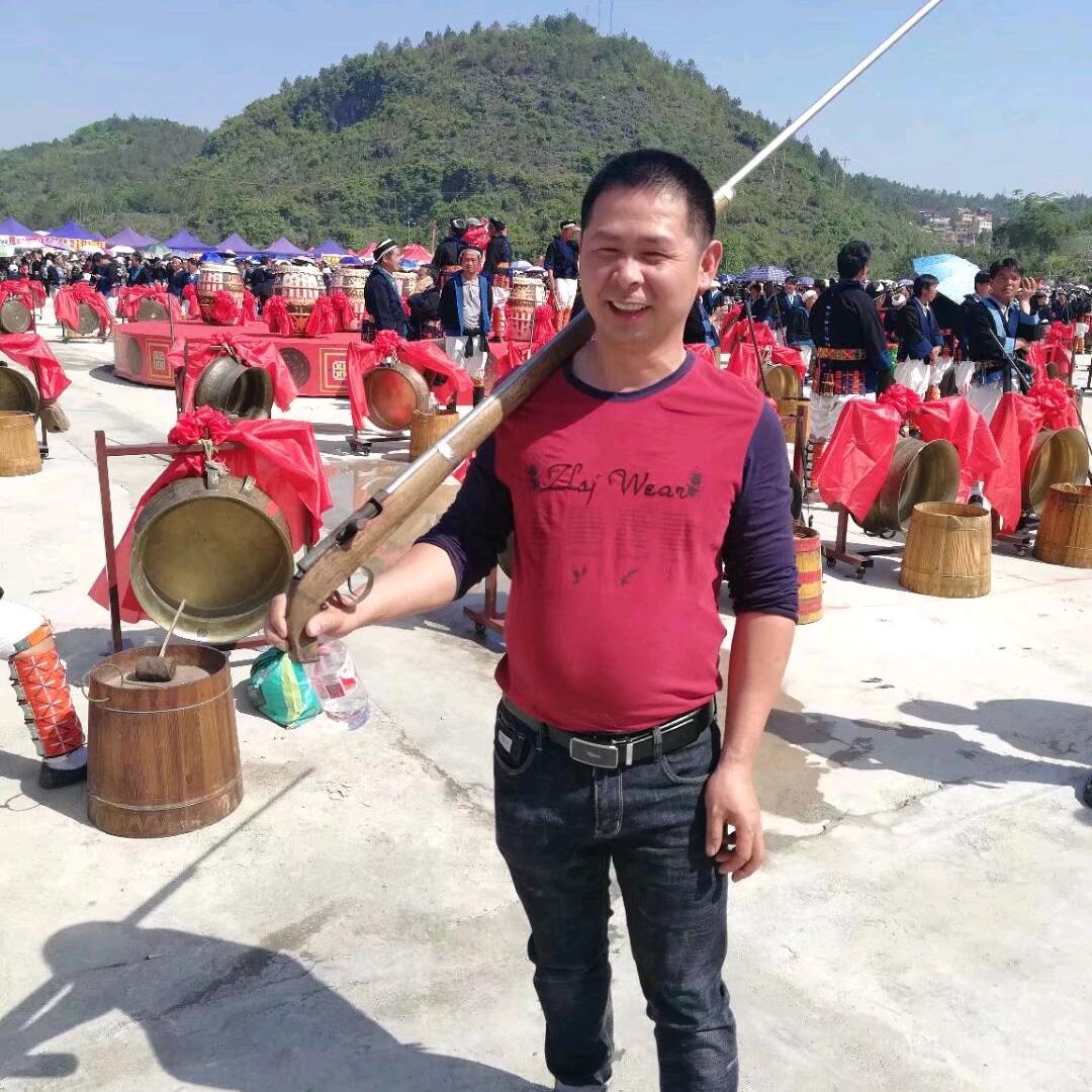 南丹灯饰哥老何