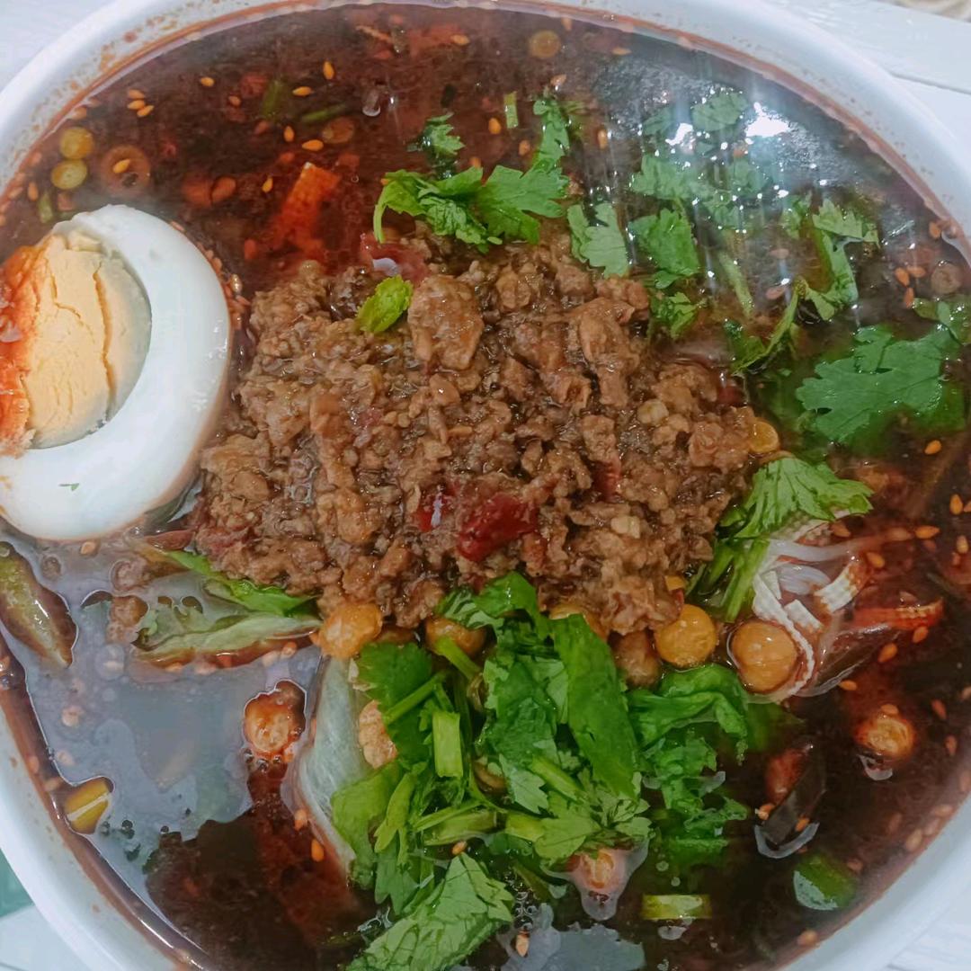 酱肉米线（蓝湖九郡店）