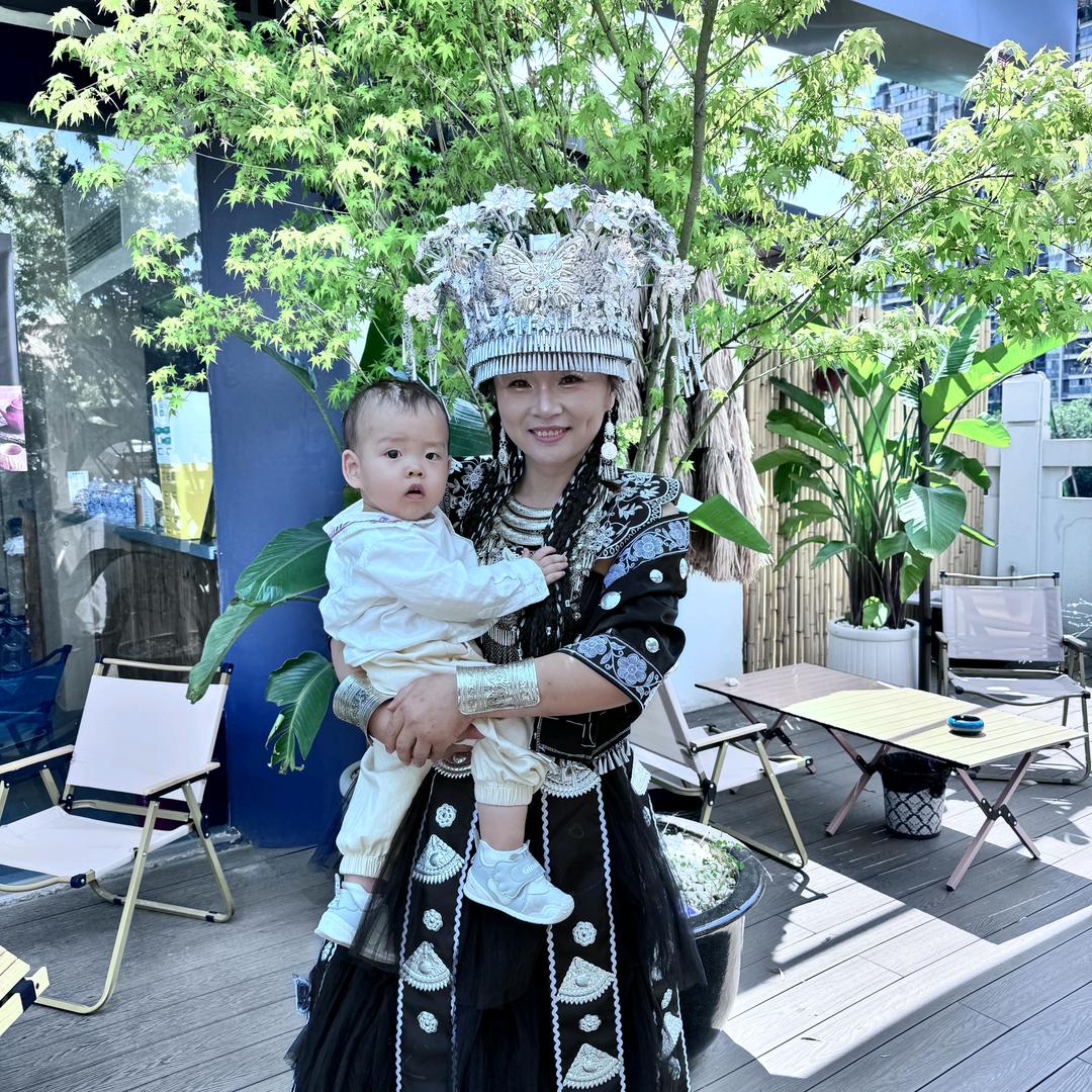 李影家海豚阿姨崔姐
