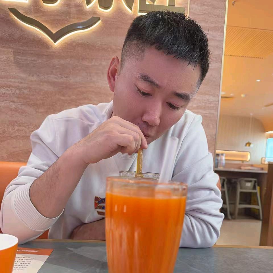 迎疯而上