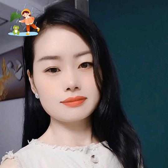 花开半夏(๑•̌.•๑)