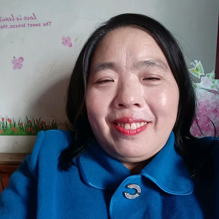 秀妹妹万源畜禽优品店，下午两点半开播